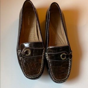 EUC Naturalizer Women's 9M Gordie Brown Shoes